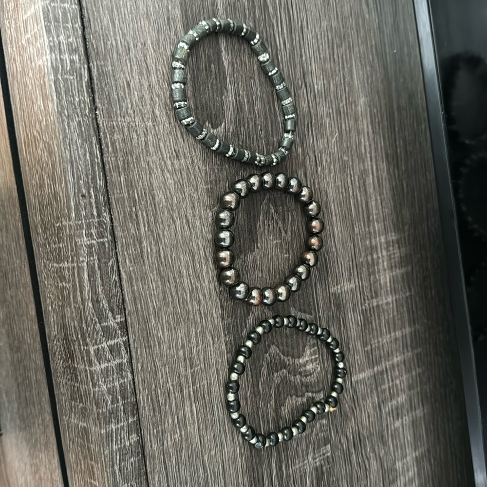 Set of 3 men’s bracelets